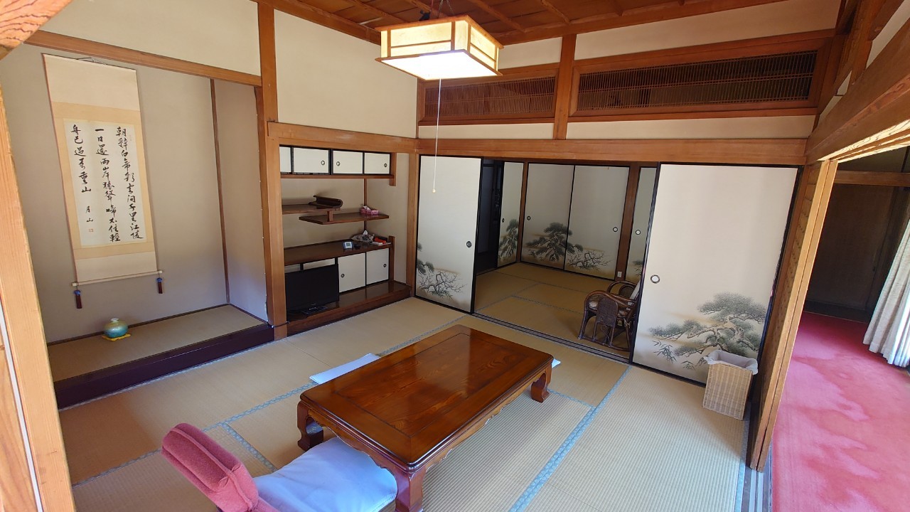 Slide 4